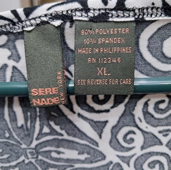 Serenade Faux Wrap Blouse Black White Floral Short Sleeve V-Neck Career Office - Picture 8 of 9